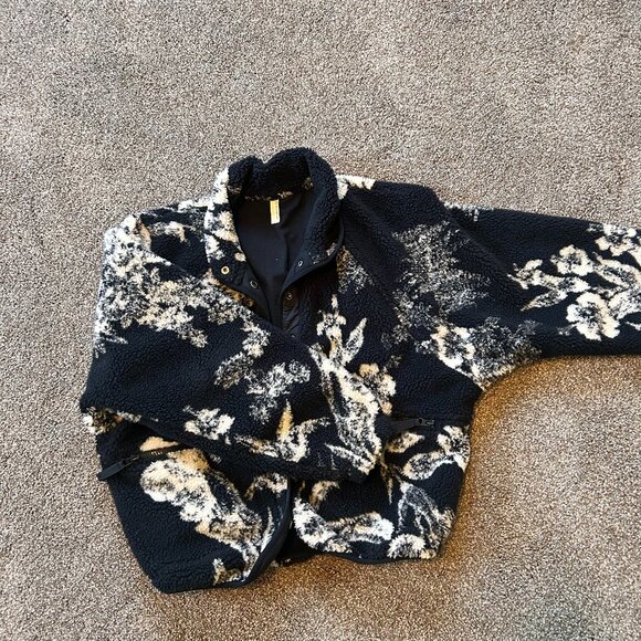 Free People FP Movement - Hit The Slopes Printed Fleece Jacket - Picture 1 of 4